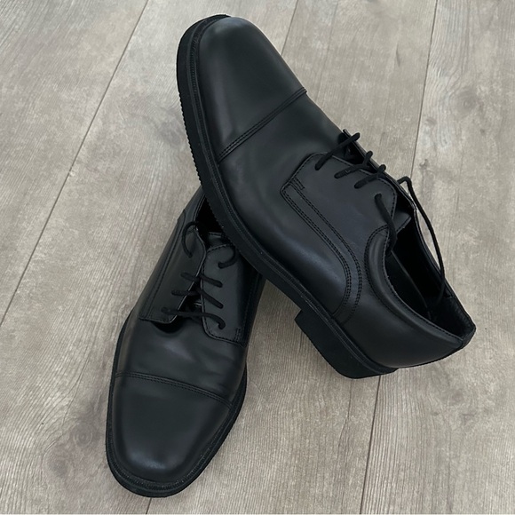 Rockport Waterproof Black Leather Dress Shoes Men’s Size 9W EUC main image 5